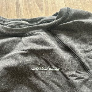 Lululemon XS sweatshirt